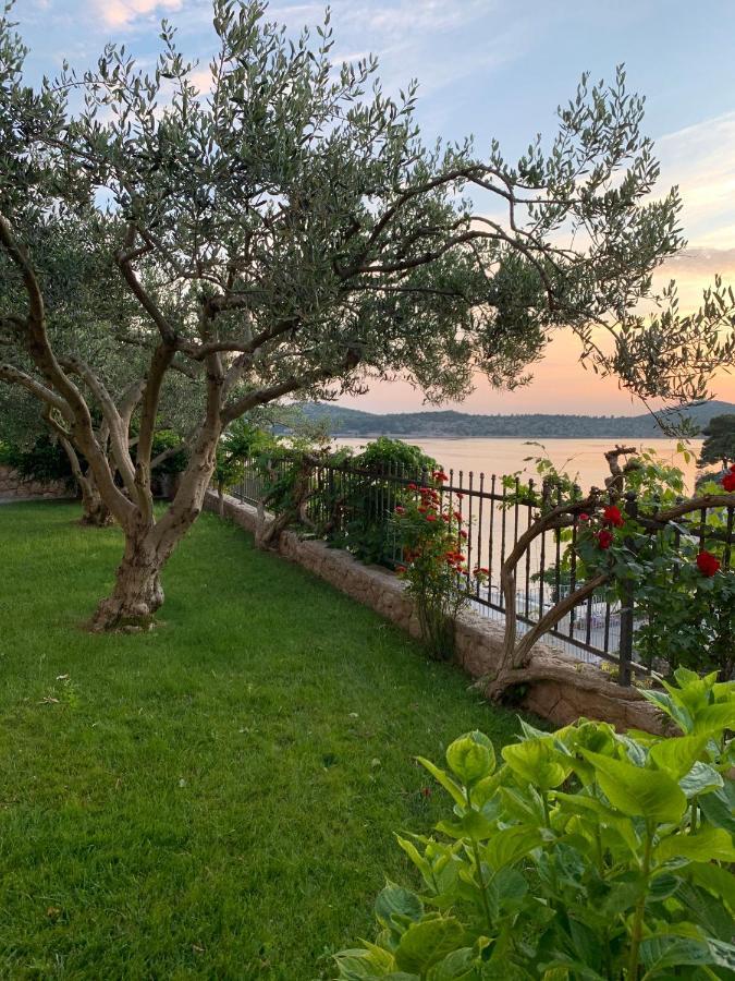 Luxurious City Retreat With Pool Šibenik Buitenkant foto